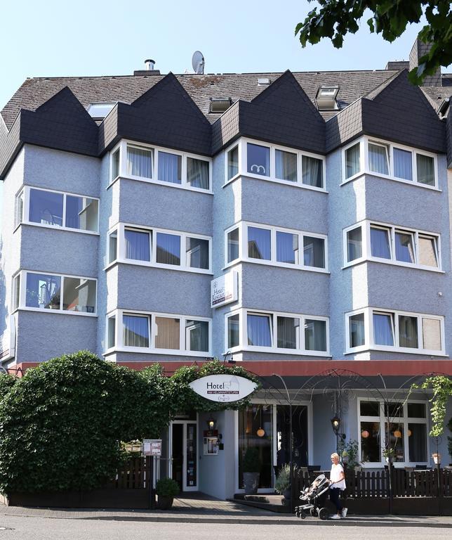 Hotel Am Helmwartsturm Андернах Экстерьер фото
